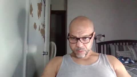 Redbone online show from April 24, 1:41 am