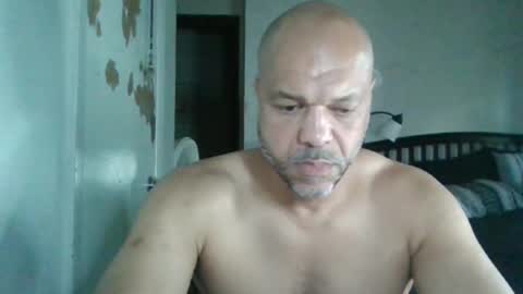 Redbone online show from April 25, 8:06 pm