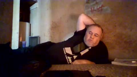reddragon1195 online show from April 8, 10:43 pm