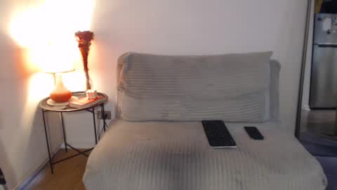 redfloweer online show from January 12, 11:15 pm