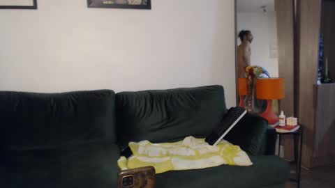 redfloweer online show from February 11, 12:17 am