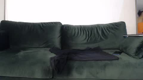 redfloweer online show from February 16, 11:59 pm