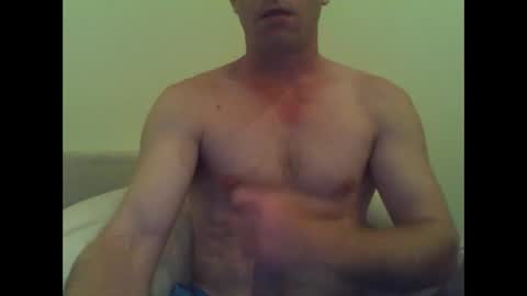 Snapshot of redfur_tigrrluvr chatting on January 25, 9:57 am redfur_tigrrluvr online show from January 25, 9:57 am