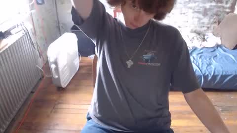 RedHead6Inch online show from September 17, 3:46 pm