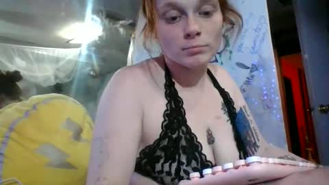 Lenae Redd online show from April 3, 4:54 am