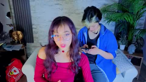 redhood_1_ online show from March 3, 2:23 pm