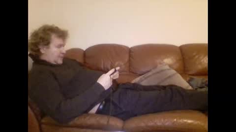 Snapshot of redlols chatting on December 30, 1:04 am redlols online show from December 30, 1:04 am