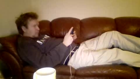 Snapshot of redlols chatting on October 16, 2:34 am redlols online show from October 16, 2:34 am