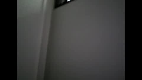 Snapshot of redlove0101 chatting on January 7, 8:56 am redlove0101 online show from January 7, 8:56 am