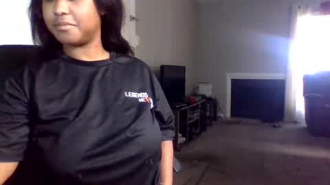 Snapshot of redmagic2026 chatting on April 17, 7:17 pm redmagic2026 online show from April 17, 7:17 pm