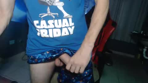 Snapshot of redragonwolf chatting on October 4, 6:55 am redra online show from October 4, 6:55 am