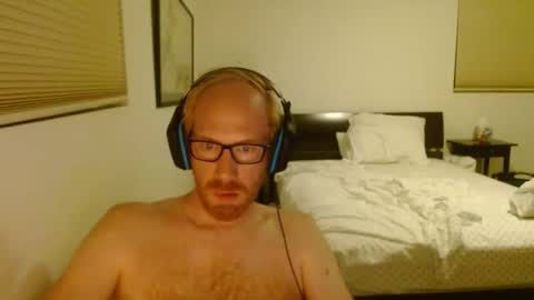 Snapshot of redrob57 chatting on September 27, 11:48 am redrob57 online show from September 27, 11:48 am