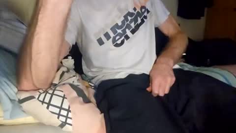 redrodridding online show from January 18, 7:58 pm