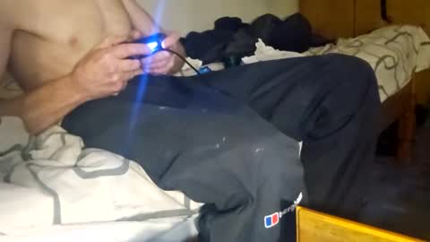 redrodridding online show from February 25, 9:02 pm