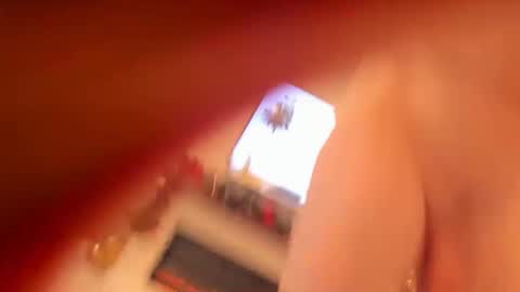 Snapshot of redrunsky chatting on November 17, 4:46 pm redrunsky online show from November 17, 4:46 pm