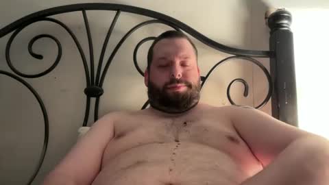 Snapshot of redsman1992 chatting on February 9, 8:33 am marlboroboy online show from February 9, 8:33 am