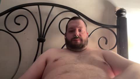 Snapshot of redsman1992 chatting on February 19, 9:17 am marlboroboy online show from February 19, 9:17 am