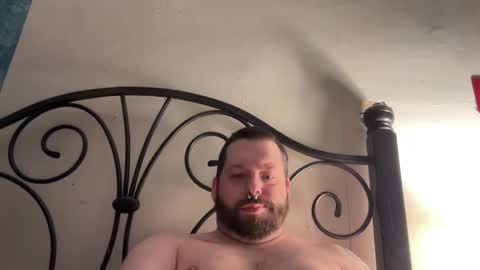 Snapshot of redsman1992 chatting on March 1, 11:50 am marlboroboy online show from March 1, 11:50 am