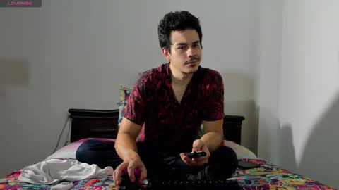 Snapshot of redsoul951869 chatting on November 28, 4:26 am RedsoulReaver online show from November 28, 4:26 am