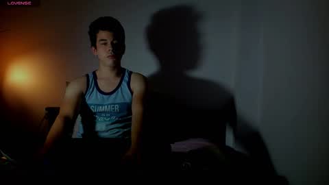 Snapshot of redsoul951869 chatting on December 2, 5:24 am RedsoulReaver online show from December 2, 5:24 am