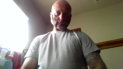 Snapshot of redteamallday chatting on August 7, 4:20 pm The devil online show from August 7, 4:20 pm