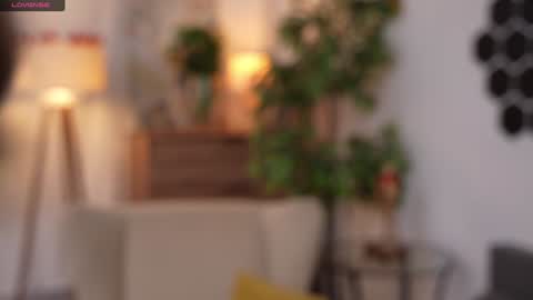 Snapshot of refined_style chatting on January 20, 10:40 am JessyinCherri yang online show from January 20, 10:40 am