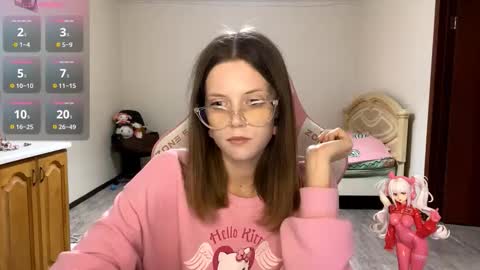 Lucy online show from September 9, 3:33 pm