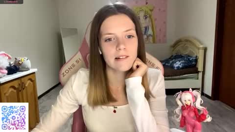 Lucy online show from September 28, 3:06 pm