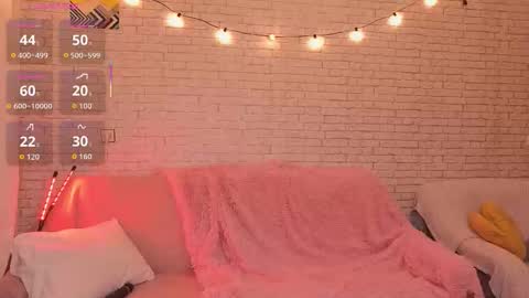 ReginaHawkinss online show from October 24, 8:22 am