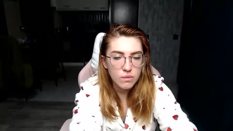 Regina online show from November 25, 12:43 am