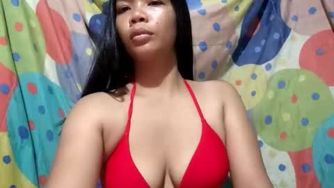 regine24 online show from May 26, 6:48 pm