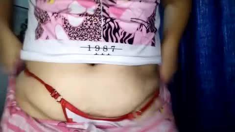 Snapshot of rei_chan26 chatting on March 1, 3:49 pm Tania Nixx online show from March 1, 3:49 pm