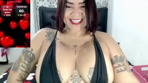 Snapshot of reichell_hot chatting on December 19, 3:07 am reichell hot online show from December 19, 3:07 am