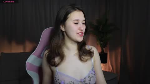 reidnox online show from April 10, 8:02 pm