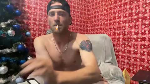SunshineSanchez online show from December 5, 9:28 pm