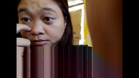 reign0000 online show from March 17, 1:43 am