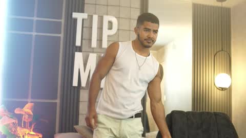 Reik online show from November 1, 12:07 pm