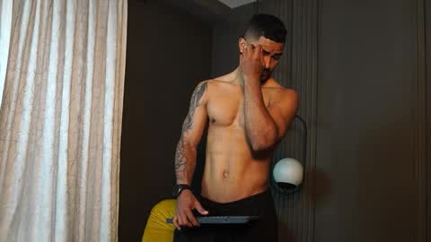 Reik online show from March 12, 12:11 pm