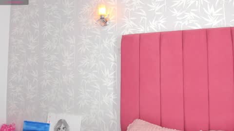 Snapshot of reikaminato chatting on September 26, 3:27 pm Reika  online show from September 26, 3:27 pm