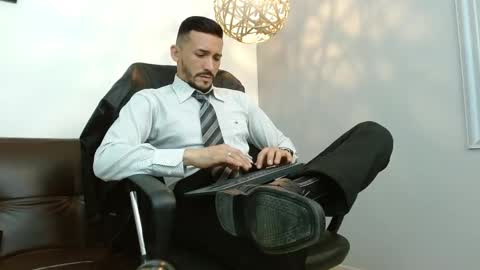   REIKO  online show from January 16, 8:03 pm