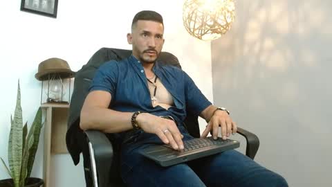   REIKO  online show from January 23, 10:54 pm