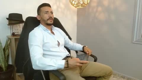   REIKO  online show from February 5, 6:26 pm