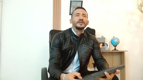   REIKO  online show from September 12, 4:40 pm