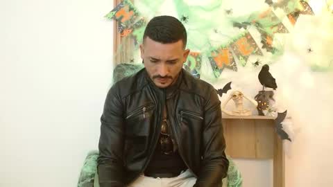   REIKO  online show from October 11, 8:29 pm