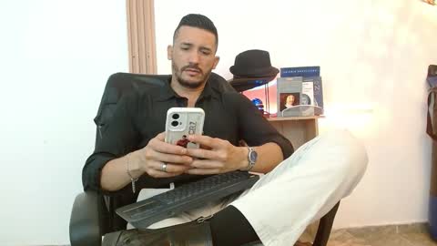   REIKO  online show from November 24, 3:23 pm