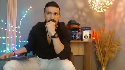   REIKO  online show from March 15, 2:23 pm