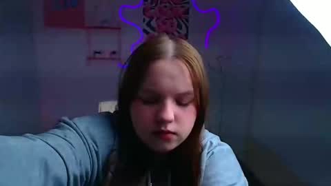 Reina online show from January 13, 6:29 am