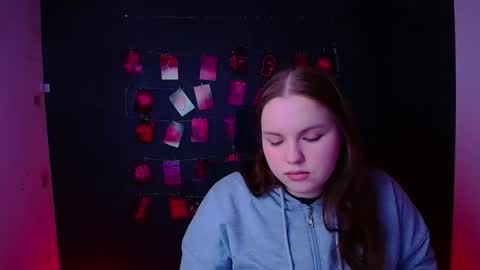 Reina online show from January 14, 12:44 pm