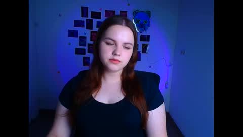 Reina online show from April 1, 5:41 am