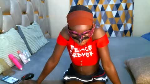 remmyqueen online show from May 23, 3:34 am